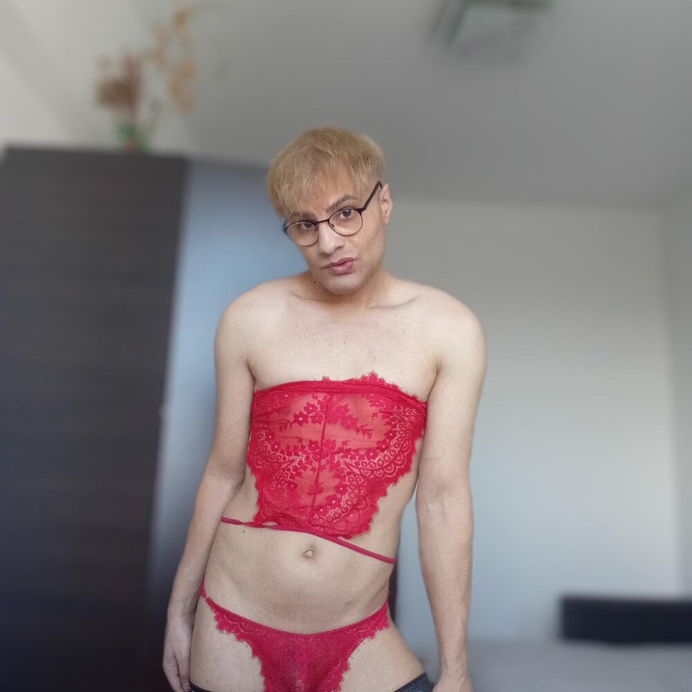 wildpussycat23 Chatroom