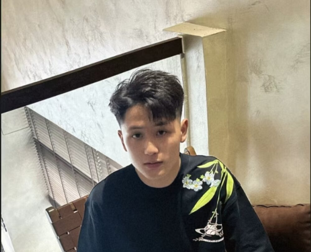 xiaoyi2563 Chatroom