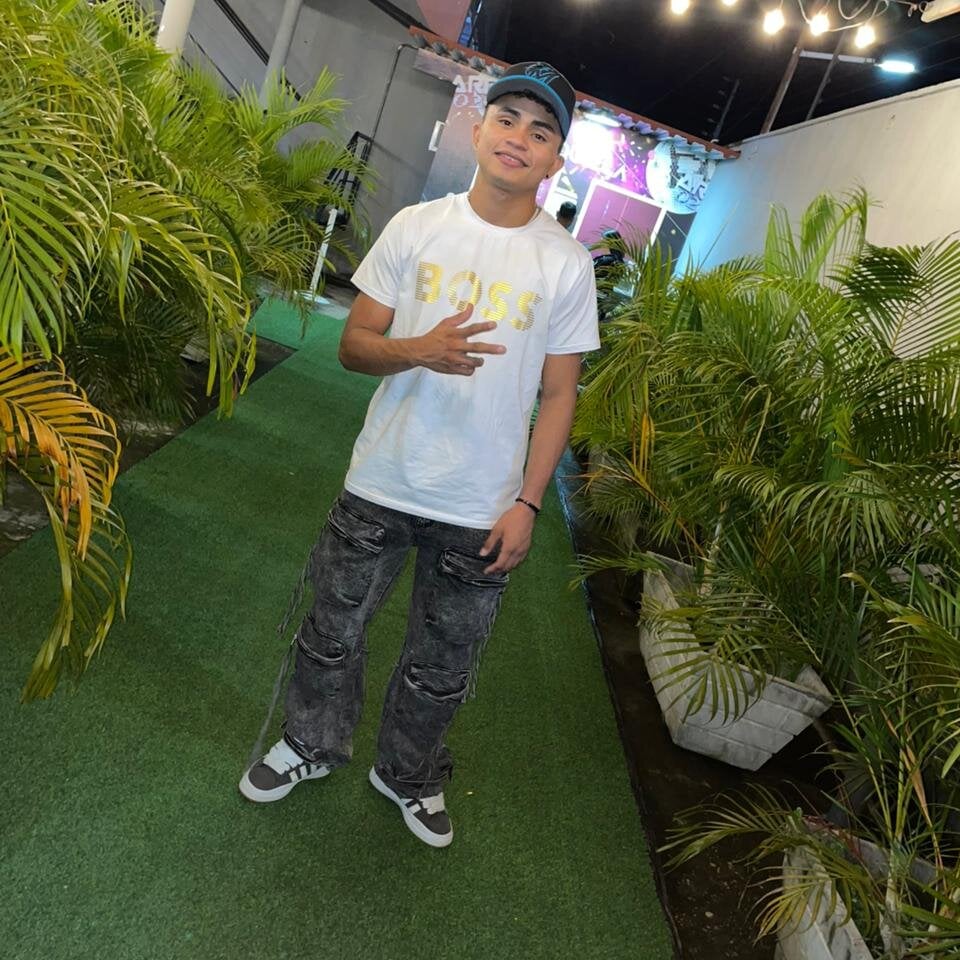 youngboypiss Chatroom